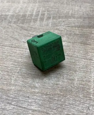 Peugeot 307 Other relay 12V35A03531