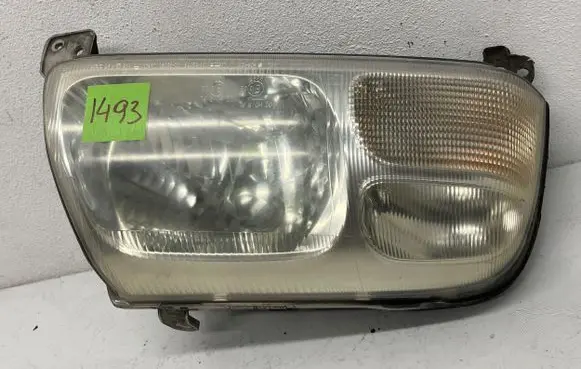 Suzuki Grand Vitara I Headlight/headlamp 10032078