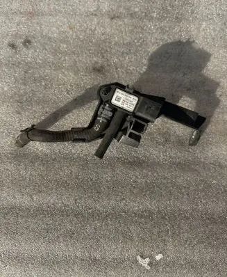 Audi A7 S7 4G Exhaust gas pressure sensor 059906051A 0281006006 140602T0854E