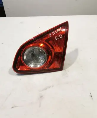 Nissan Qashqai Tailgate rear/tail lights