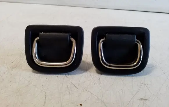 Volkswagen Tiguan Tie down hook / loop 8V0863503C