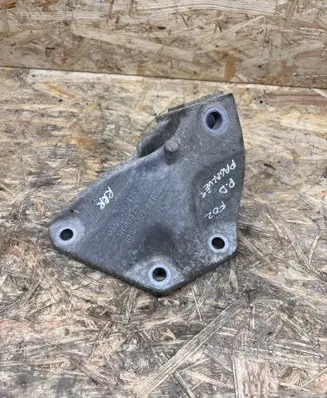 BMW 7 F01 F02 F03 F04 Engine mounting bracket 2211677762201 22116777622 6777622