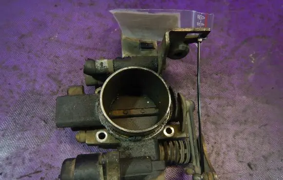 Opel Astra G Throttle body valve 90529710