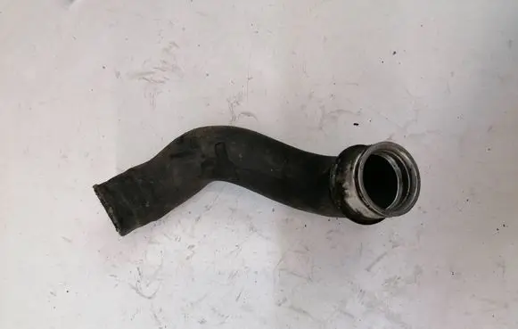 Mercedes-Benz E W211 Engine coolant pipe/hose A2115011282