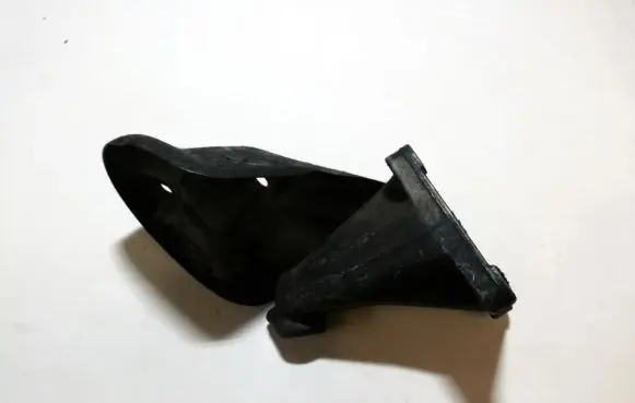 Mercedes-Benz E W210 Engine mounting bracket 6042230004