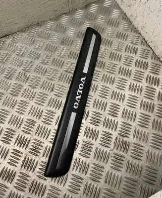 Volvo V50 Front sill trim cover 08622671