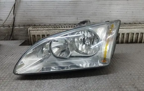 Ford Focus Headlight/headlamp 4M5113W030AF