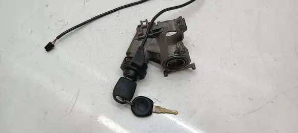 Volkswagen Golf III Ignition lock 857905851