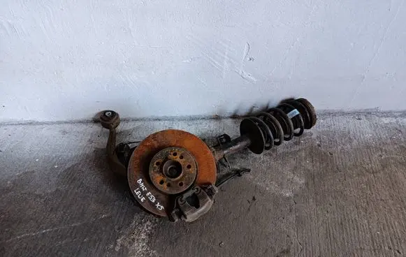 BMW X5 E53 Front wheel hub spindle knuckle