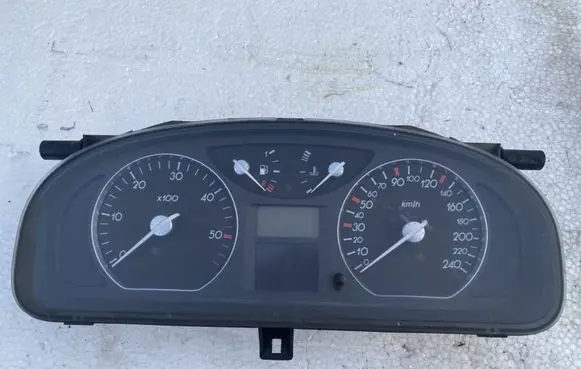 Renault Laguna II Speedometer (instrument cluster) 8200170314 551100006202