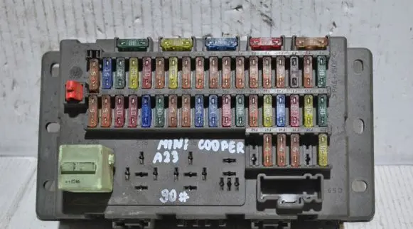 Mini One - Cooper R50 - 53 Fuse module 518030408