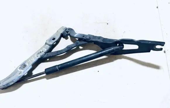BMW 1 E81 E87 Tailgate/trunk/boot hinge 716675103 7166751-03