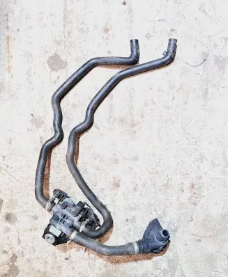 BMW X5 E70 Coolant heater control valve 64116910544 691054406 130319B