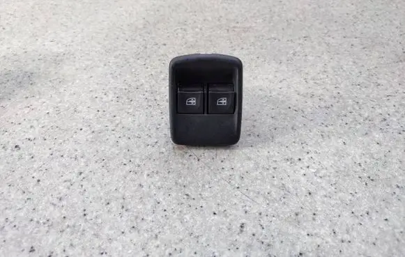 Dacia Sandero II Electric window control switch 254117873R50 254117873R