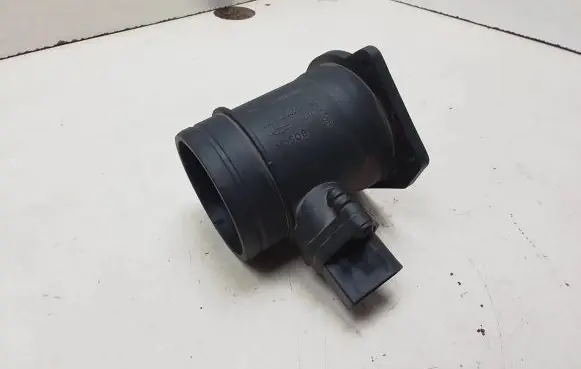 Audi A4 S4 B6 8E 8H Mass air flow meter 0280218058