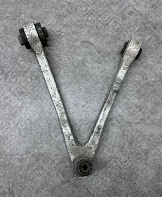 BMW i3 Front lower control arm/wishbone 6863739