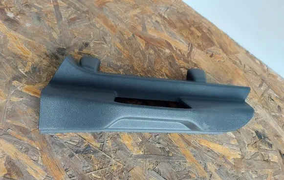 Citroen Berlingo Rear door handle cover 9818095477