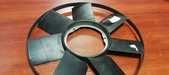 BMW 5 E39 Fan impeller 2249373