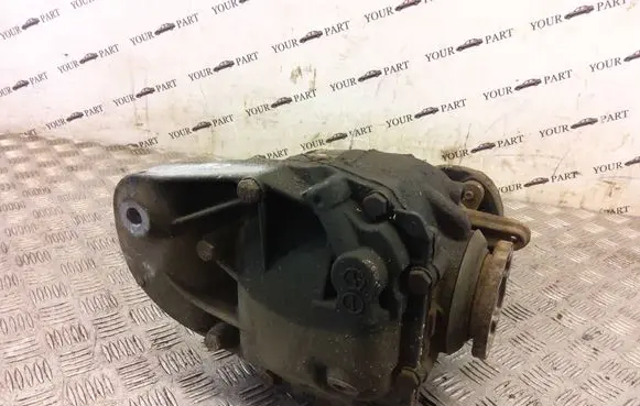 BMW 1 E82 E88 Rear differential 7568032 7541580