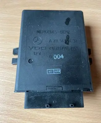 Mercedes-Benz E W211 Air suspension control unit module (rear) A2115450432 410213006