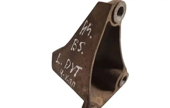 Audi A4 S4 B5 8D Engine mounting bracket 8D0399113AA