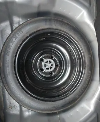 Hyundai i30 R15 spare wheel 