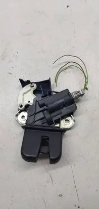 Audi A4 S4 B8 8K Tailgate/trunk/boot lock/catch/latch 4f5827505D