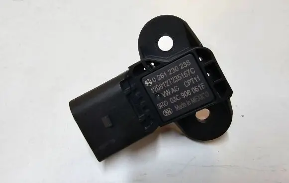 Audi A6 C7 Air pressure sensor 03C906051F 0261230235