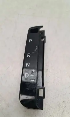 Hyundai Santa Fe Gear shift selector indicator 846542W102 846542W112