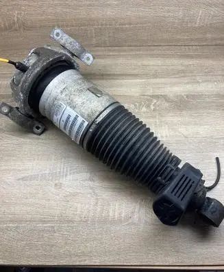 Volkswagen Touareg I Air suspension rear shock absorber 7L6616020