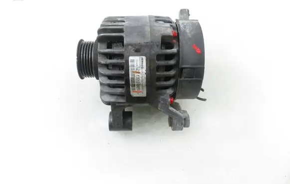 Opel Corsa D Generator/alternator 13222929