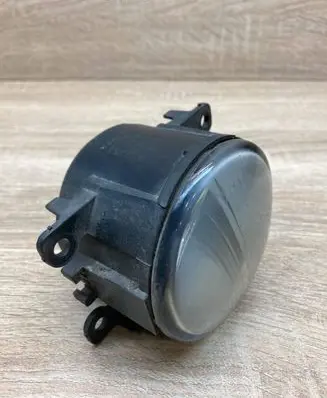 Citroen C4 II Front fog light 9650001680