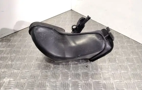 BMW 7 E65 E66 Air intake duct part 8379955