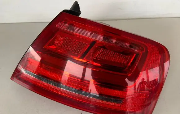 Audi A8 S8 D4 4H Rear/tail lights 4H0945096A
