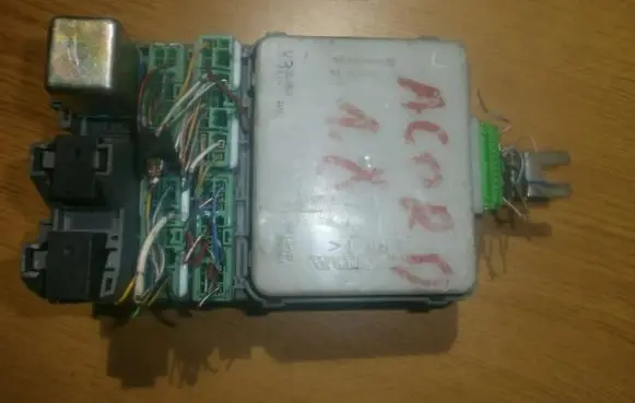 Honda Accord Fuse box set g410m1