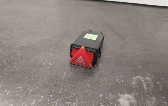 Audi A3 S3 8L Hazard light switch 8L0941509N