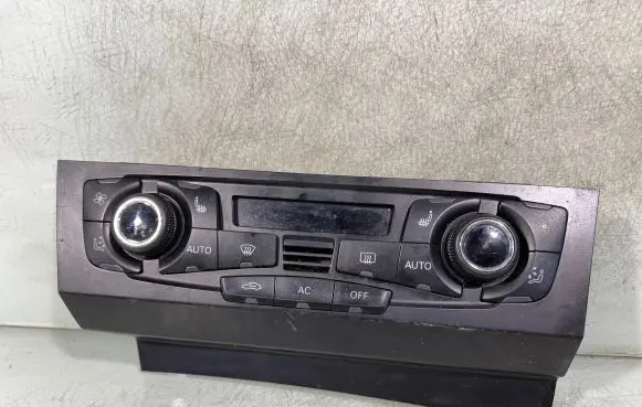 Audi A4 S4 B8 8K Climate control unit 8t2820043t