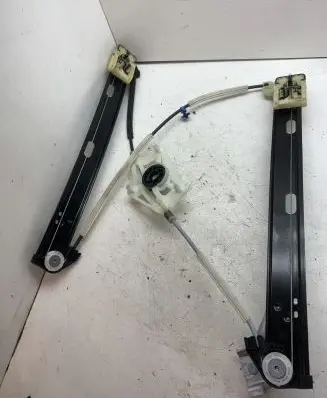 Cupra Formentor Front window lifting mechanism without motor 5FF837462C