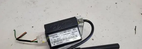 Hyundai ix35 Antenna control unit 954702S200 5WY8299C 10R035115