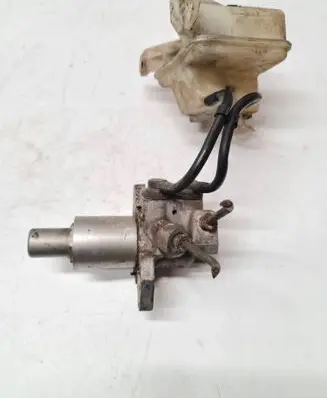 Land Rover Freelander Master brake cylinder 74471243