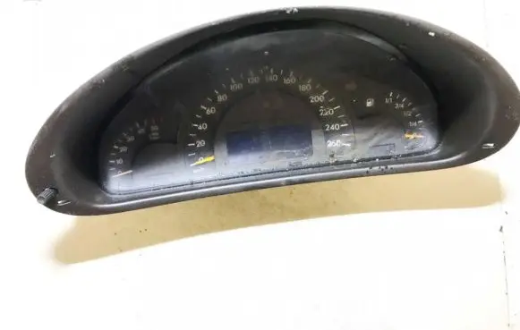 Mercedes-Benz C W203 Speedometer (instrument cluster) a2035401311
