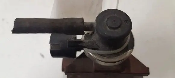 Peugeot 407 Turbo solenoid valve 72832804 9650098380