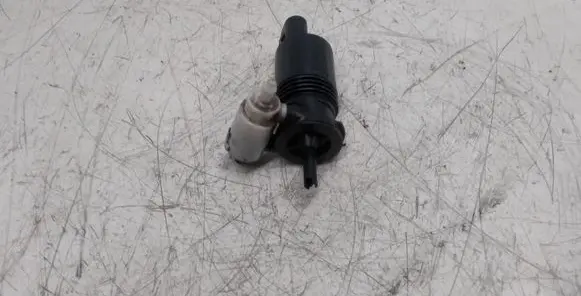 Mercedes-Benz R W251 Windscreen/windshield washer pump A1648600021