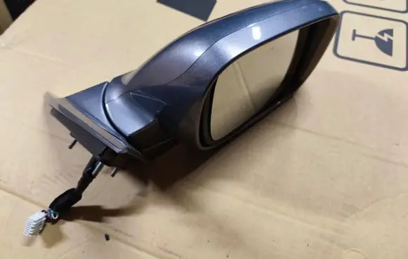 Honda Legend Front door electric wing mirror E4022553