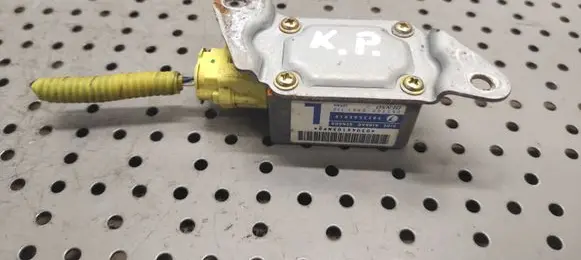 Subaru Legacy Airbag deployment crash/impact sensor 98235AE010