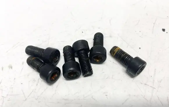 Volkswagen Tiguan Nuts/bolts 