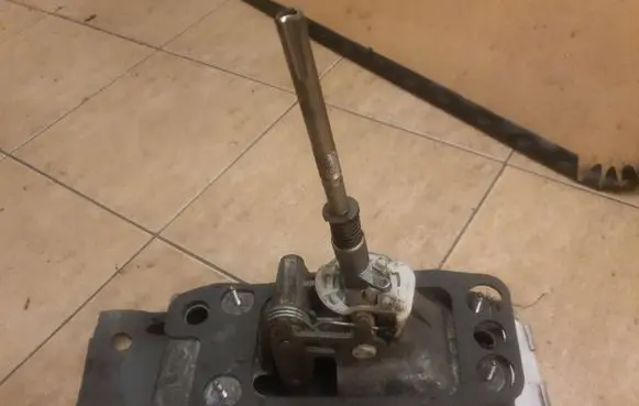 Gear shifter/selector