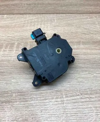 Toyota Avensis T270 Mass air flow meter 1138002810