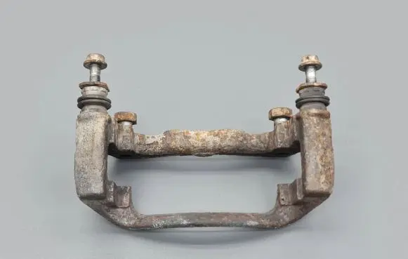 Mitsubishi Colt Front Brake Caliper Pad/Carrier 323251545 32325154