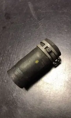 Mercedes-Benz B W245 Engine coolant pipe/hose A6402031382